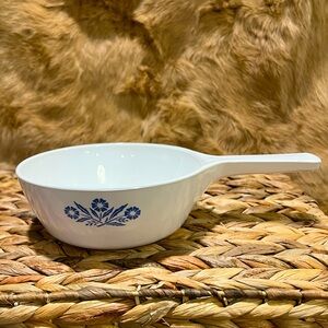 EUC Vintage Corningware cornflower 1 pint pan